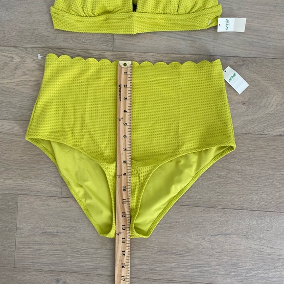 Aerie high waisted scalloped bottom bikini green L - Picture 3 of 4